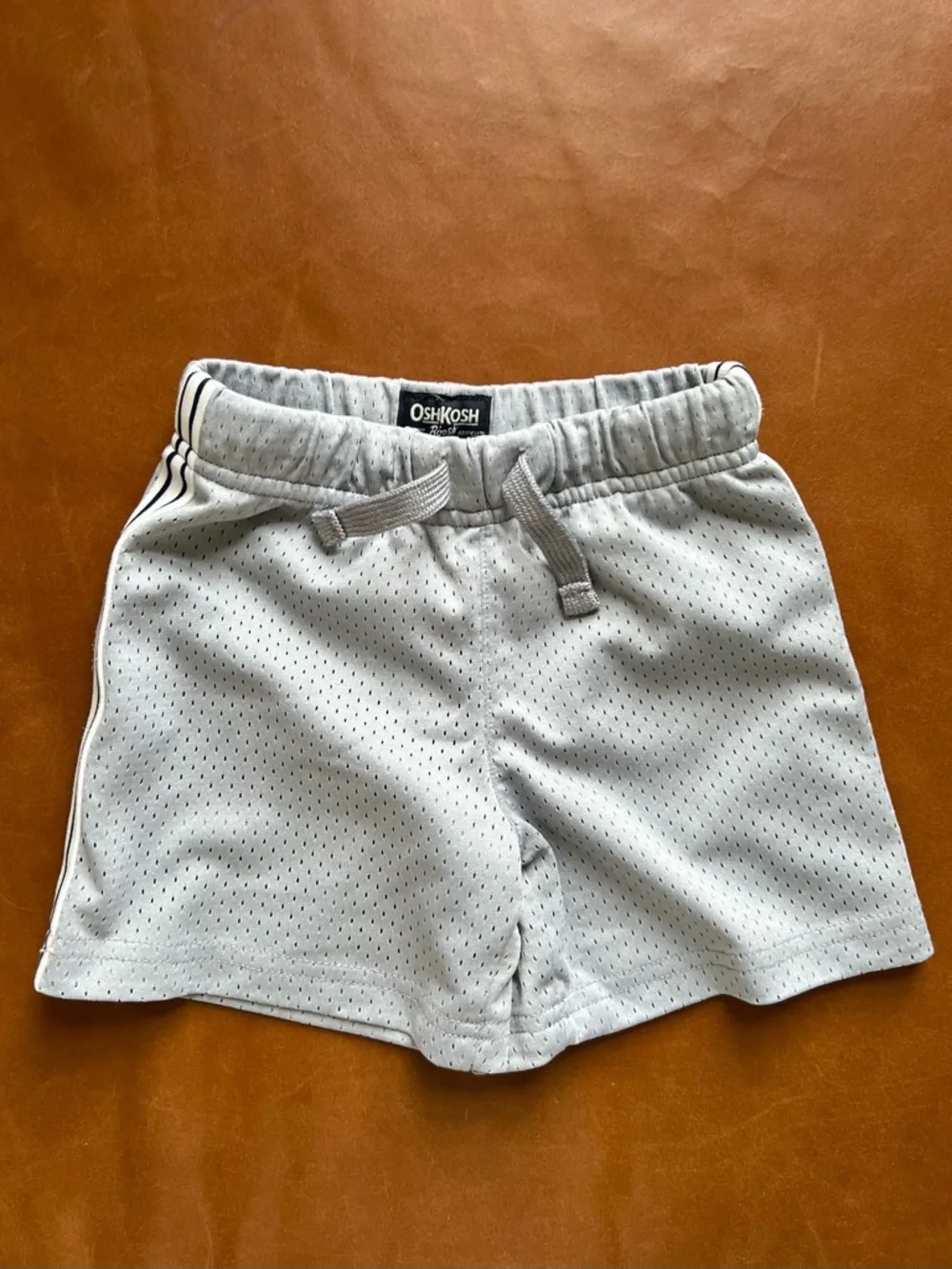 OSHKOSH Gray Mesh Athletic Shorts, 2T